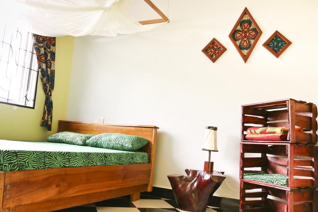 Rafiki Backpackers & Guesthouse Moshi Exterior foto