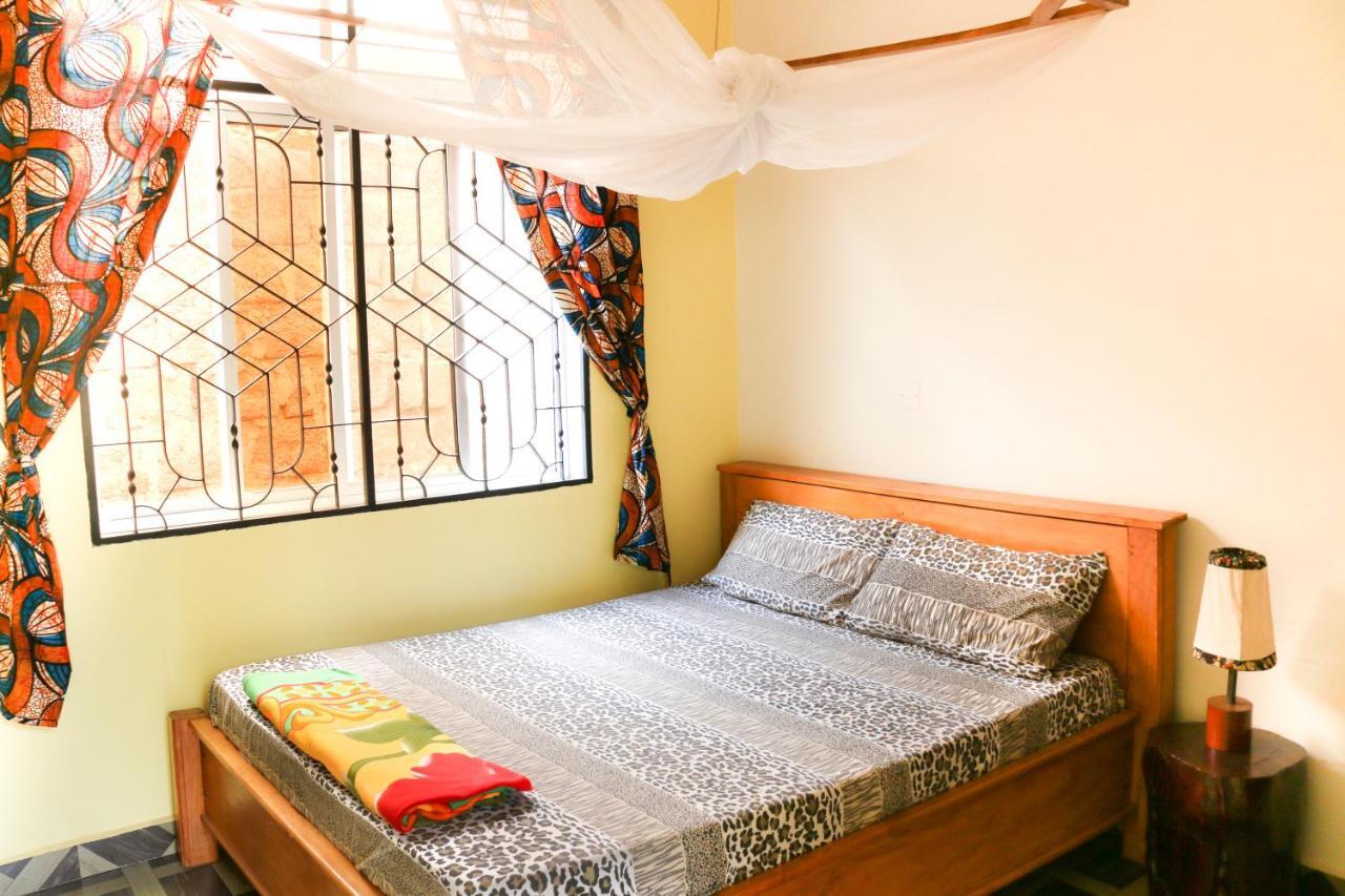 Rafiki Backpackers & Guesthouse Moshi Exterior foto